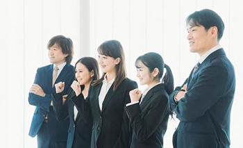 選べる講師